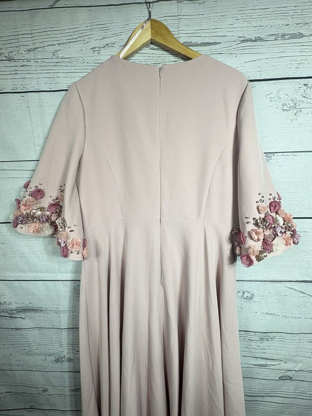 Mac Duggal 11854 Pink Crepe 3/4 Sleeve A-line Gown With Flower Trim Sz 12 NWT - Picture 9 of 14
